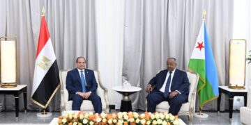 الرئيس السيسي ونظيره الجيبوتى يؤكدان رفضهما تهديد أمن الملاحة بالبحر الأحمر