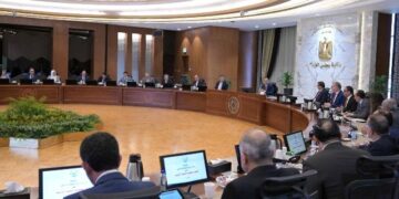 رئيس الوزراء يتابع موقف تطوير وتحديث منظومة تداول الأسمدة الزراعية