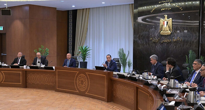 رئيس الوزراء يترأس اجتماع اللجنة العليا لتنظيم فعالية احتفالات افتتاح المتحف المصري الكبير