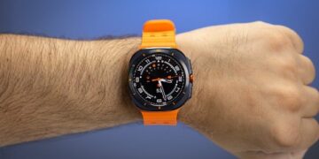 سامسونج تُعيد إحياء سلسلة الساعات الكلاسيكية مع “Galaxy Watch 8 Classic”