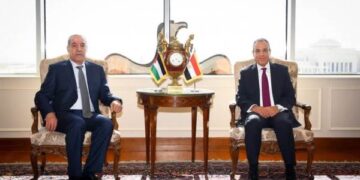 وزير‎ الخارجية والهجرة يستقبل نائب رئيس اللجنة التنفيذية لمنظمة التحرير الفلسطينية ونائب رئيس دولة فلسطين