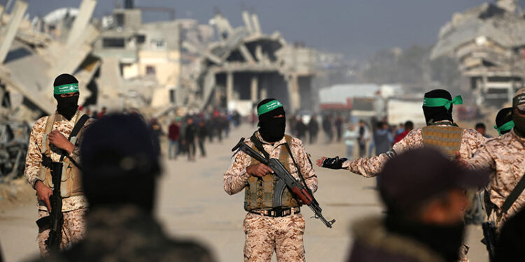 مصر وقطر ترحبان بإعلان حماس موافقتها على إطلاق سراح رهينة أمريكي