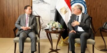 وزير البترول: مؤسسة كورية تبحث فرص الاستثمار بالقطاع فى مصر