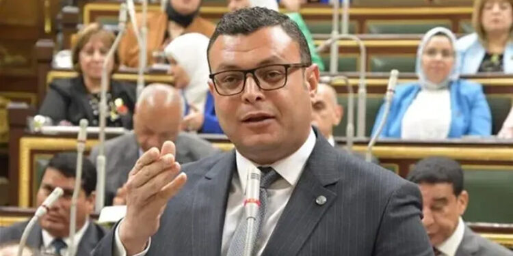 وزير الإسكان يتابع موقف تنفيذ المشروع السكني “ديارنا” المطروح للحجز حاليا بحدائق العاصمة