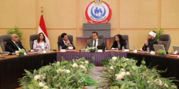 وزير الصحة يؤكد على الدور المحوري للتنمية البشرية في تحقيق رؤية مصر 2030