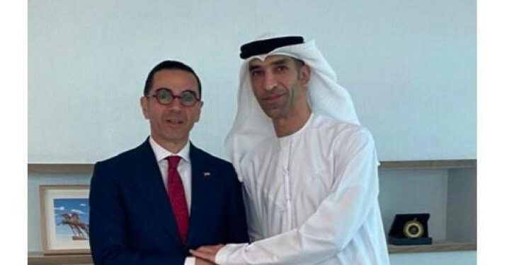 وزير الاستثمار يلتقي وزير الدولة الإماراتي للتجارة الخارجية