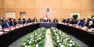 وزير الصناعة والنقل يترأس الاجتماع الثالث والعشرين للمجموعة الوزارية للتنمية الصناعية