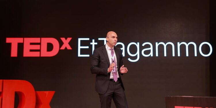 محمد الخولي يشارك في فعالية TEDx بالجامعة الأمريكية لعرض مسيرته الملهمة فى مجال التسويق