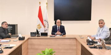 وزير الري يبحث موقف مشروع “الإدارة الذكية للموارد المائية بقطاع الزراعة في مصر”