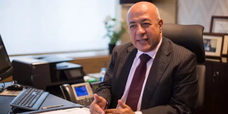 أبو الفتوح: البنك الأهلي المصري الداعم الأول لمشروع توطين صناعة القاطرات في مصر