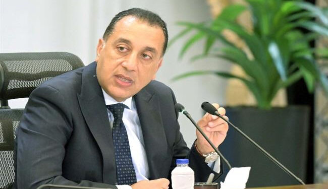 رئيس الوزراء يصل الجابون للمشاركة في حفل تنصيب الرئيس بريس نجيما