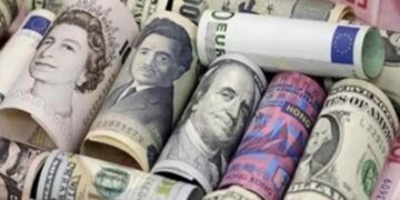 أسعار العملات في مصر اليوم الجمعة