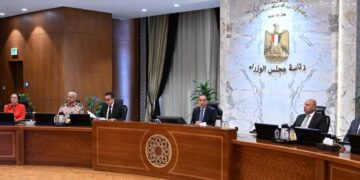 مدبولى: الجولات المُوسعة بمناطق التطوير بالمنطقة الاقتصادية لقناة السويس دعماً لتوجه الدولة نحو توطين الصناعات