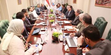 وزير الصحة والسكان يستقبل وفد مجموعة برجيل الطبية لبحث سبل التعاون المشترك