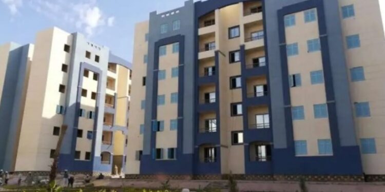 تفاصيل حجز شقق سكن لكل المصريين 7 لمتوسطي الدخل.. بيان رسمي بعد توجيهات الرئيس السيسي