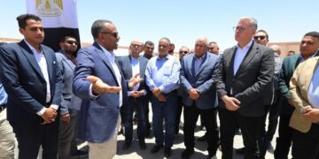 وزير البترول يفتتح محطة الغاز الرئيسية التابعة لشركة طاقة غاز – المغذية لمدينة الخارجة بالوادي الجديد