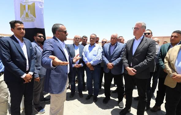 وزير البترول يفتتح محطة الغاز الرئيسية التابعة لشركة طاقة غاز – المغذية لمدينة الخارجة بالوادي الجديد