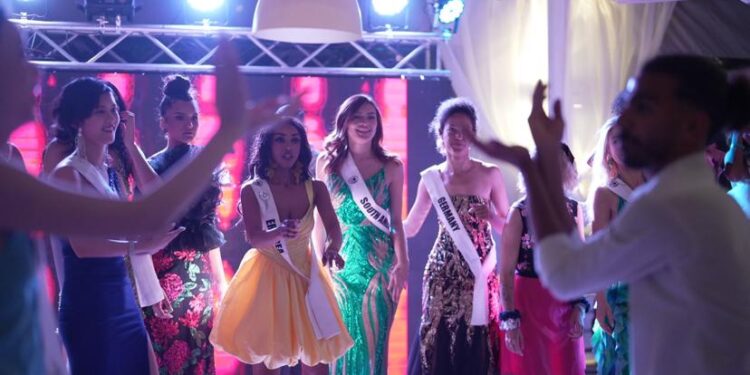 “صن رايز” تُشعل شواطئ البحر الأحمر بمسابقة “توب موديلز 2025” العالمية