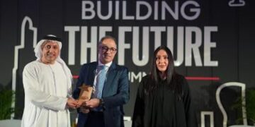 أحمد شلبي يُكرَّم في قمة “بناء المستقبل” لمجلة فوربس تقديرًا لاسهاماته في التنمية المستدامة بالقطاع العقاري”