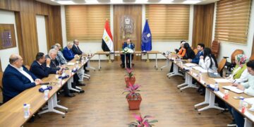 هيئة الدواء المصرية تعقد اجتماعًا موسعًا مع ممثلي المجلس التصديري للصناعات الطبية