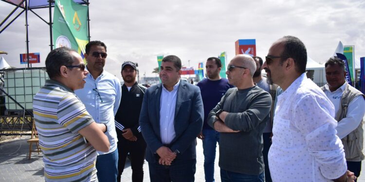 مسئولو “الإسكان” يتفقدون كومبوند مزارين والشواطيء والمدينة التراثية بالعلمين الجديدة