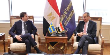 وزير الاتصالات يبحث فتح آفاق التعاون الرقمي مع السويد وجذب الاستثمارات