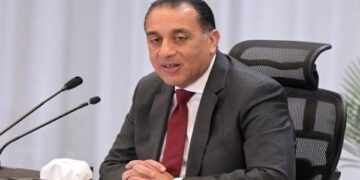 رئيس الوزراء: لن نبيع أصول هيئة الأوقاف والهدف تعظيم العائد