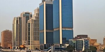 البنك الأهلي يطلق مبادرة لترشيد استهلاك الكهرباء بمقاره