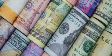 أسعار العملات في مصر اليوم الخميس