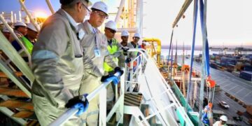 وزارة البترول والثروة المعدنية تواصل تعزيز البنية التحتية لتأمين إمدادات الغاز خلال الصيف