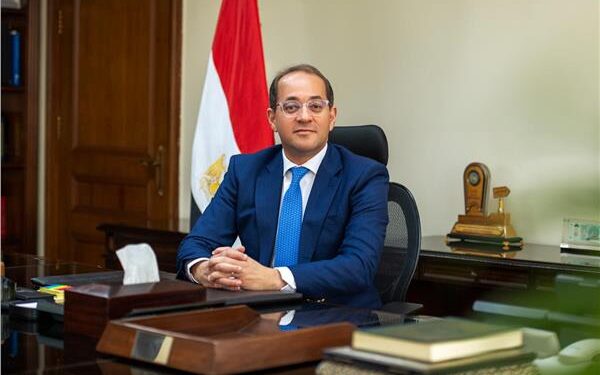 تطبيق الزيادات الجديدة في الأجور بدءًا من الشهر المقبل