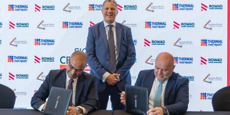 رواد الهندسة الحديثة توقع بروتوكول تعاون مع ” Thermal Road Repairs” البريطانية