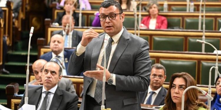 وزير الإسكان يشارك في الجلسة العامة لمجلس النواب لمناقشة مشروع قانون بعض قواعد وإجراءات التصرف في أملاك الدولة الخاصة