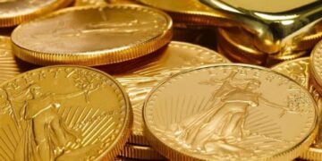 الجنيه الذهب يخسر ألف جنيه بالسوق بعد هبوط عالمي ومحلى