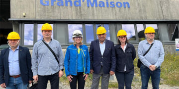 وزير الكهرباء يتفقد محطة “Grand Maison” كأكبر محطات الطاقة الكهرومائية فى أوروبا تعمل بنظام الضخ والتخزين