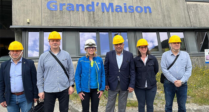 وزير الكهرباء يتفقد محطة “Grand Maison” كأكبر محطات الطاقة الكهرومائية فى أوروبا تعمل بنظام الضخ والتخزين