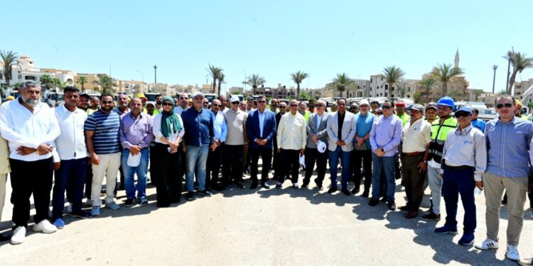 وزير الإسكان يتفقد الأعمال الجاري تنفيذها لتطوير محور ٢٦ يوليو نطاق مدينتي 6 أكتوبر والشيخ زايد
