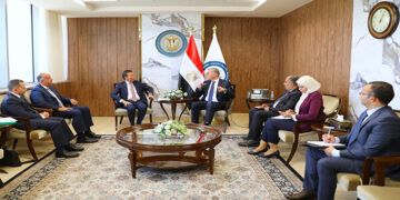 وزير البترول يستقبل نائب الرئيس التنفيذي لشركة بريتش بتروليوم BP العالمية لشئون الغاز والطاقة