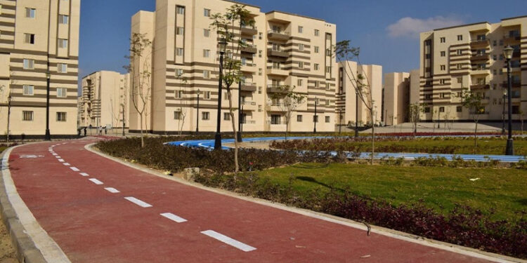 الاسكان: استمرار العمل بتيسيرات الإعفاء بنسبة ٧٠% من غرامات التأخير للوحدات والمحال والفيلات العمرانية