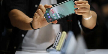 سامسونج تستعد للكشف عن هواتفها القابلة للطي في حدث Unpacked الصيفي 2025