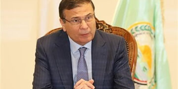تعيين وزير الزراعة بعضوية مجلس إدارة بنك التعمير بدلا من عاصم الجزار
