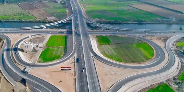 عضو بالتطوير العقاري: مشروعات البنية التحتية العملاقة تستحق جائزة نوبل