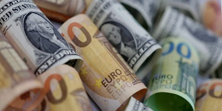 أسعار العملات في مصر اليوم الاربعاء