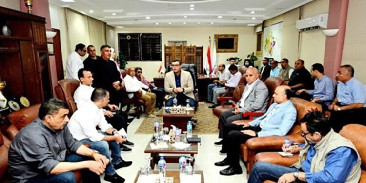 وزير الإسكان يعقد اجتماعا بمقر جهاز “مدينة السادات” لمتابعة سير العمل بمختلف القطاعات بالمدينة