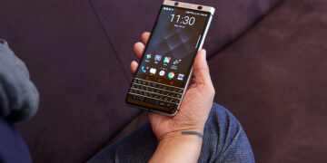 هاتف Keyphone المستوحى من BlackBerry يغزو الأسواق