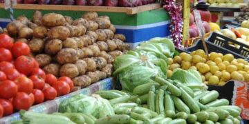 أسعار الخضار والفاكهة اليوم الثلاثاء
