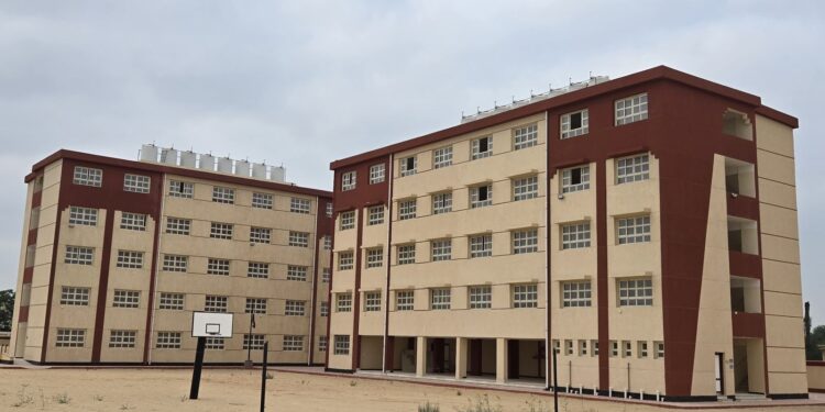 رئيس جهاز النوبارية الجديدة يعلن الانتهاء من تنفيذ مدرسة جديدة بحي “ابني بيتك” بالمدينة