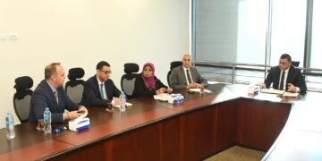 وزير الإسكان يلتقي المدير الإقليمي لمجموعة معارض ومؤتمرات “سيتي سكيب”