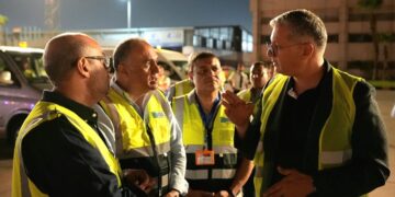 وزارة البترول تنفيذ خطتها الشاملة لتعزيز جاهزية وحدات التغييز العائمة وتأمين استدامة إمدادات الغاز الطبيعي