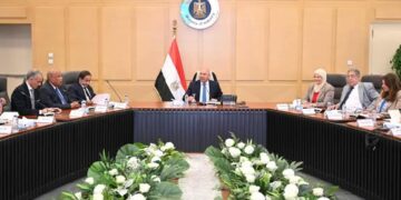 وزير الصناعة والنقل يبحث مع مصنّعي الحديد وشركات السيارات آليات توطين صناعة صاج السيارات